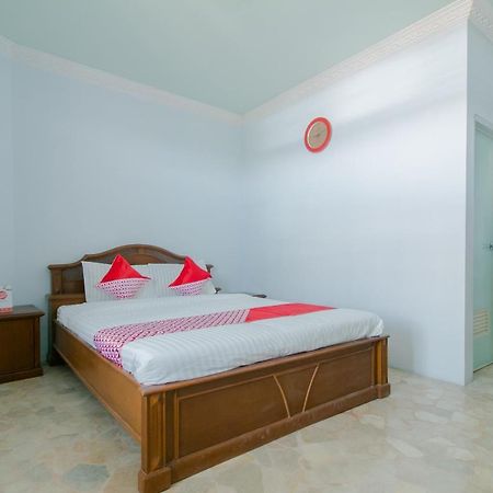 Oyo 2858 Vafa Guesthouse Cianjur Kültér fotó