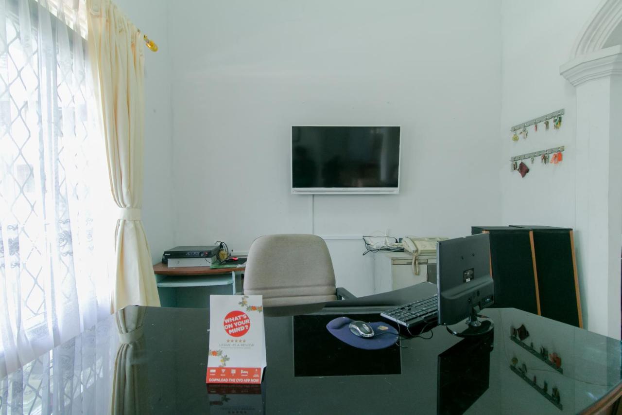 Oyo 2858 Vafa Guesthouse Cianjur Kültér fotó