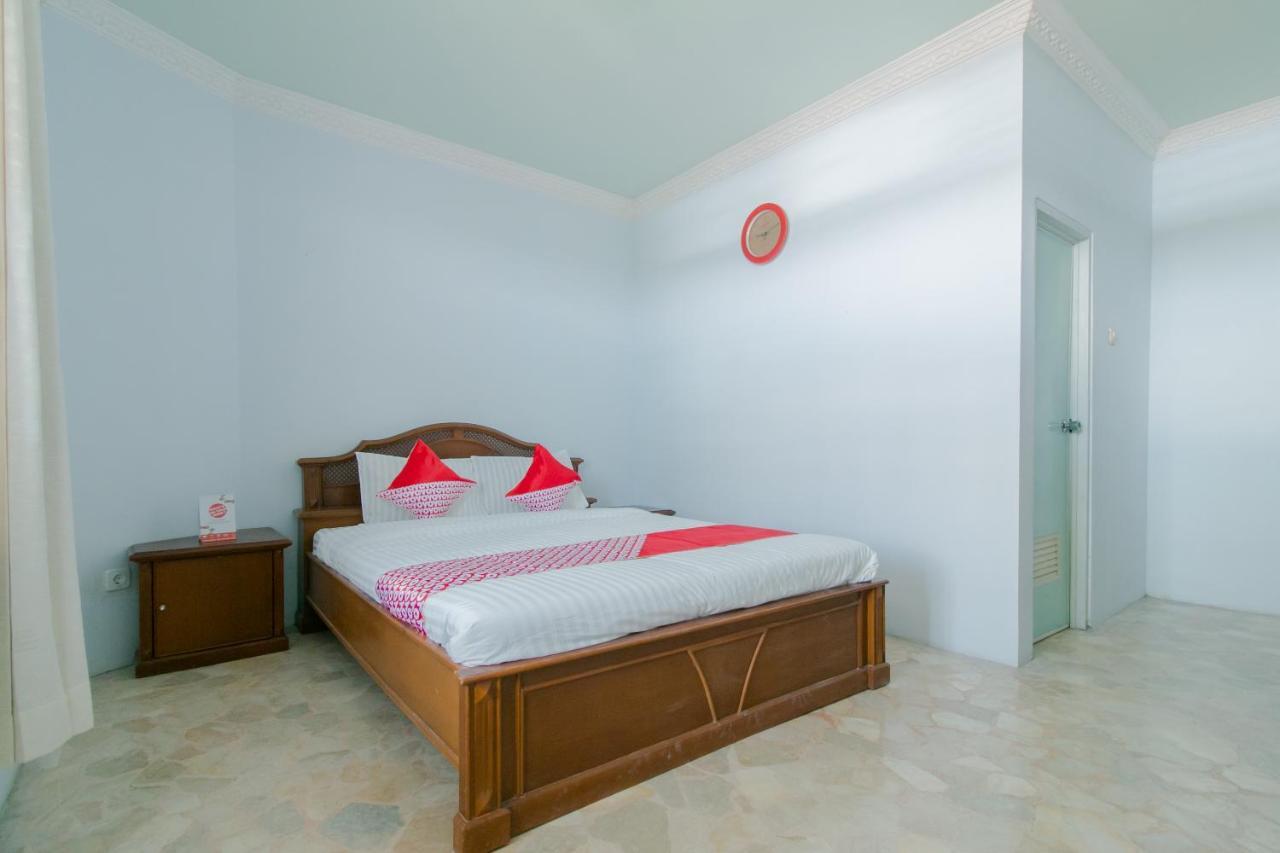 Oyo 2858 Vafa Guesthouse Cianjur Kültér fotó