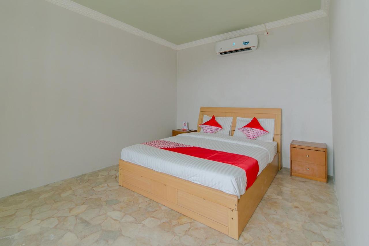 Oyo 2858 Vafa Guesthouse Cianjur Kültér fotó