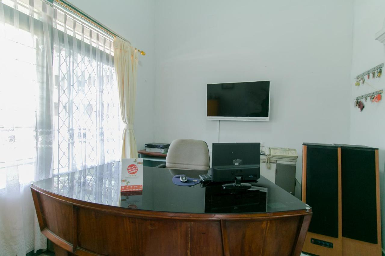 Oyo 2858 Vafa Guesthouse Cianjur Kültér fotó