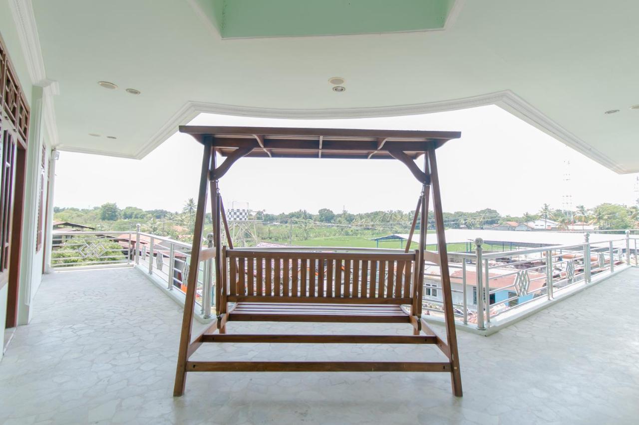 Oyo 2858 Vafa Guesthouse Cianjur Kültér fotó